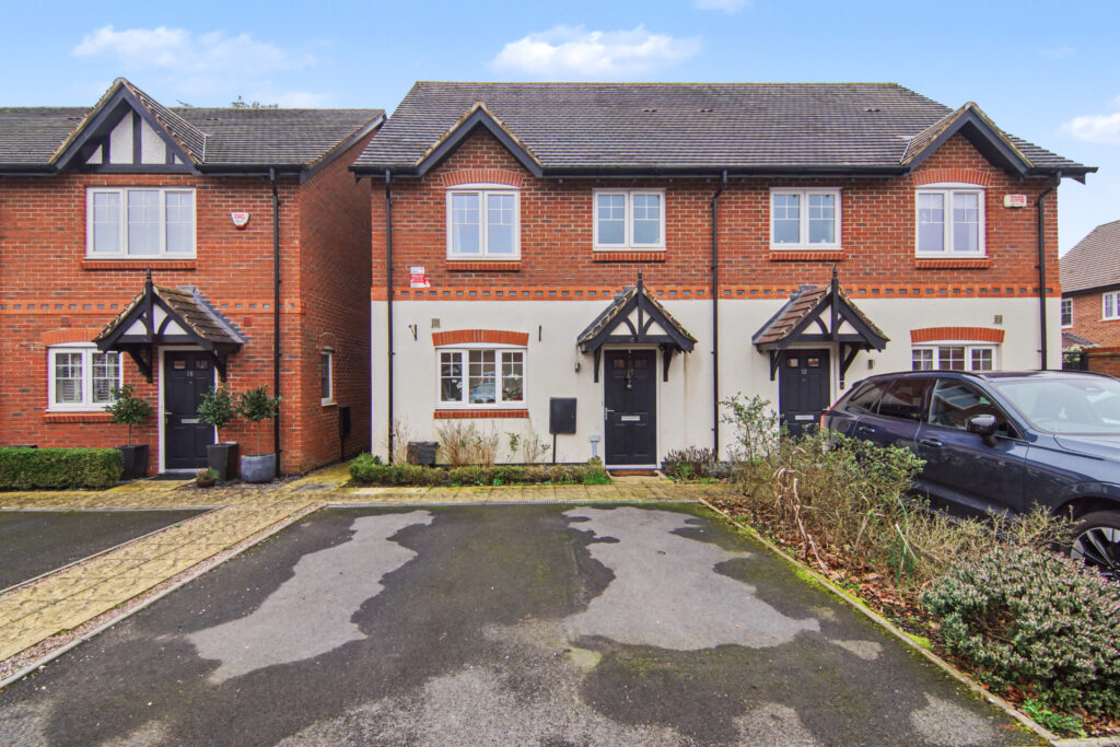 Meer Stones Road, Balsall Common, CV7