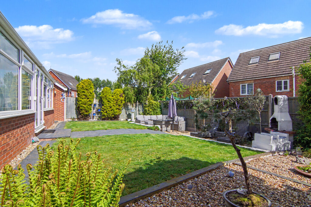 Coopers Meadow, Keresley End, CV7