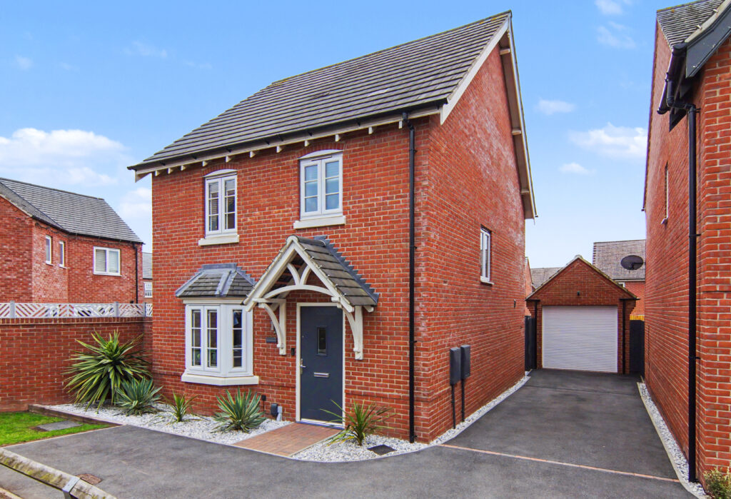 Hereward Way, Nuneaton, CV10