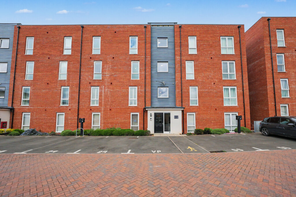 Dennis Davison Place, Coventry, CV4