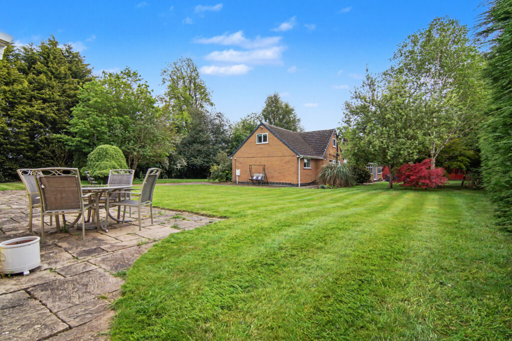 Wood End Lane, Fillongley, CV7